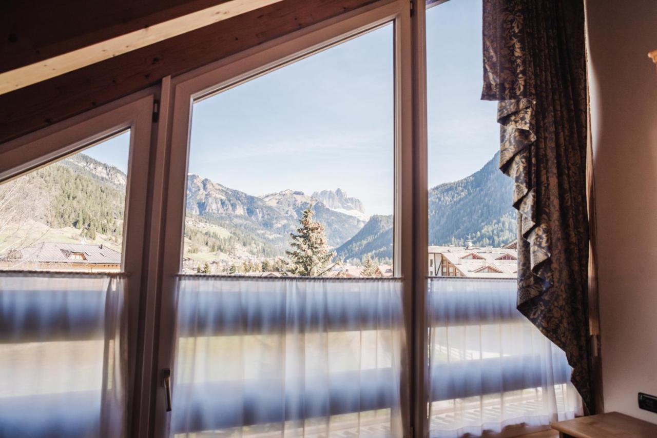 Residence Dolomia ポッツァ・ディ・ファッサ エクステリア 写真
