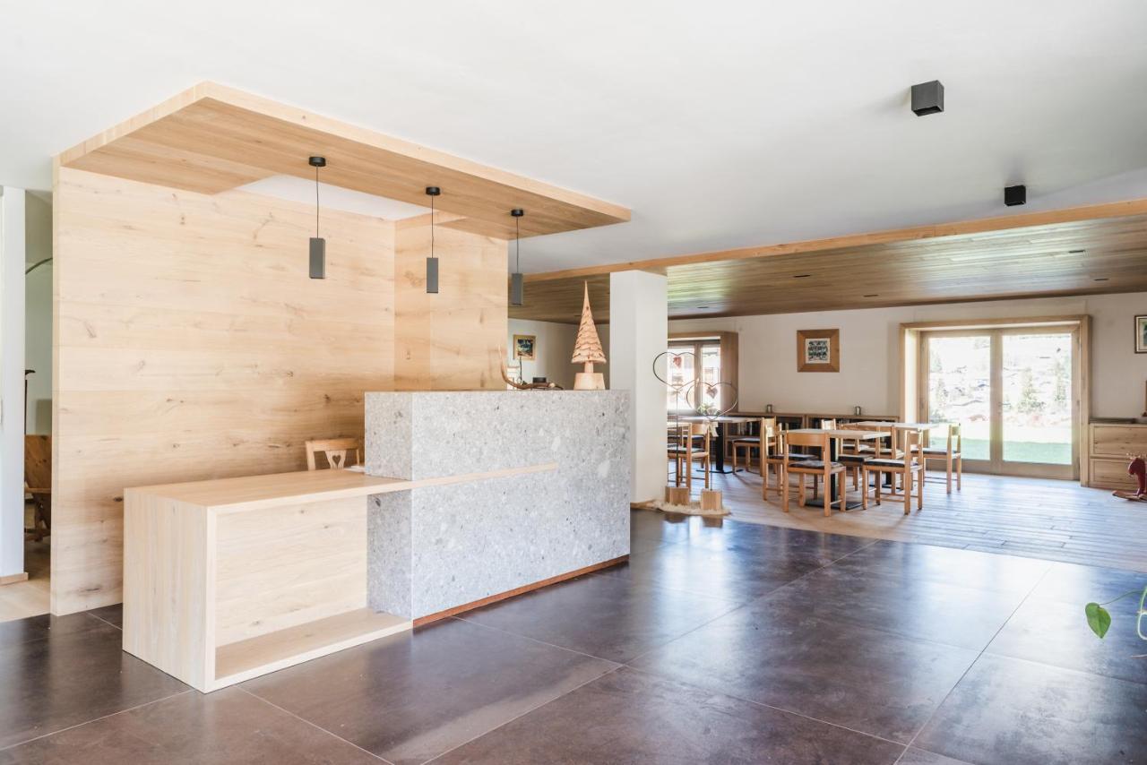 Residence Dolomia ポッツァ・ディ・ファッサ エクステリア 写真