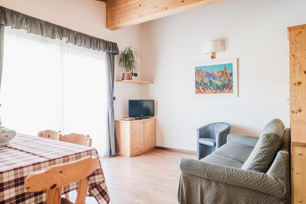 Residence Dolomia ポッツァ・ディ・ファッサ エクステリア 写真