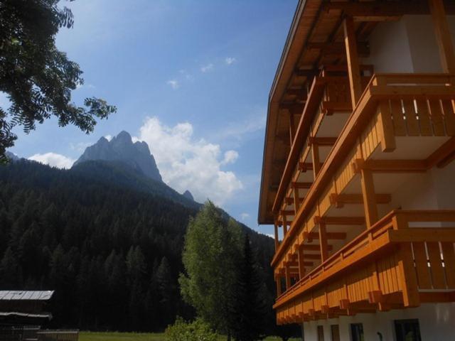 Residence Dolomia ポッツァ・ディ・ファッサ エクステリア 写真
